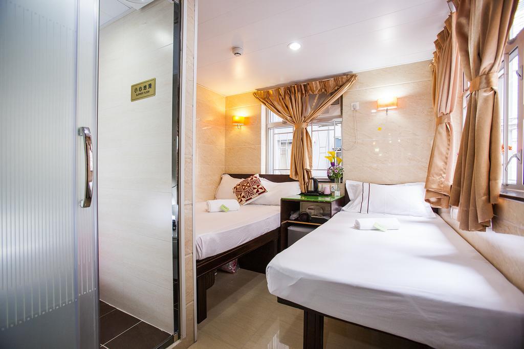Single Room with Private Bathroom