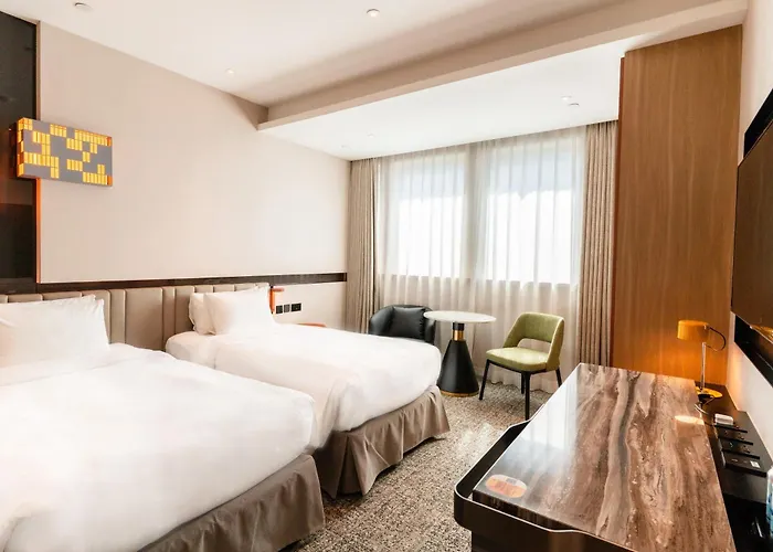 Nathan Hotel