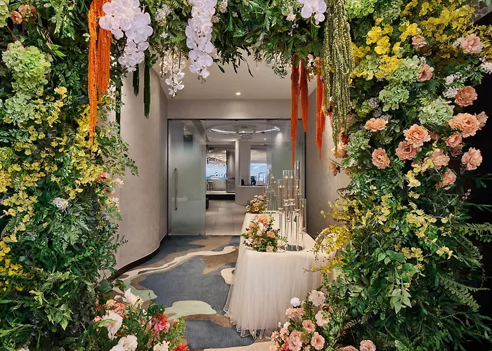 The Park Lane Hong Kong, Autograph Collection